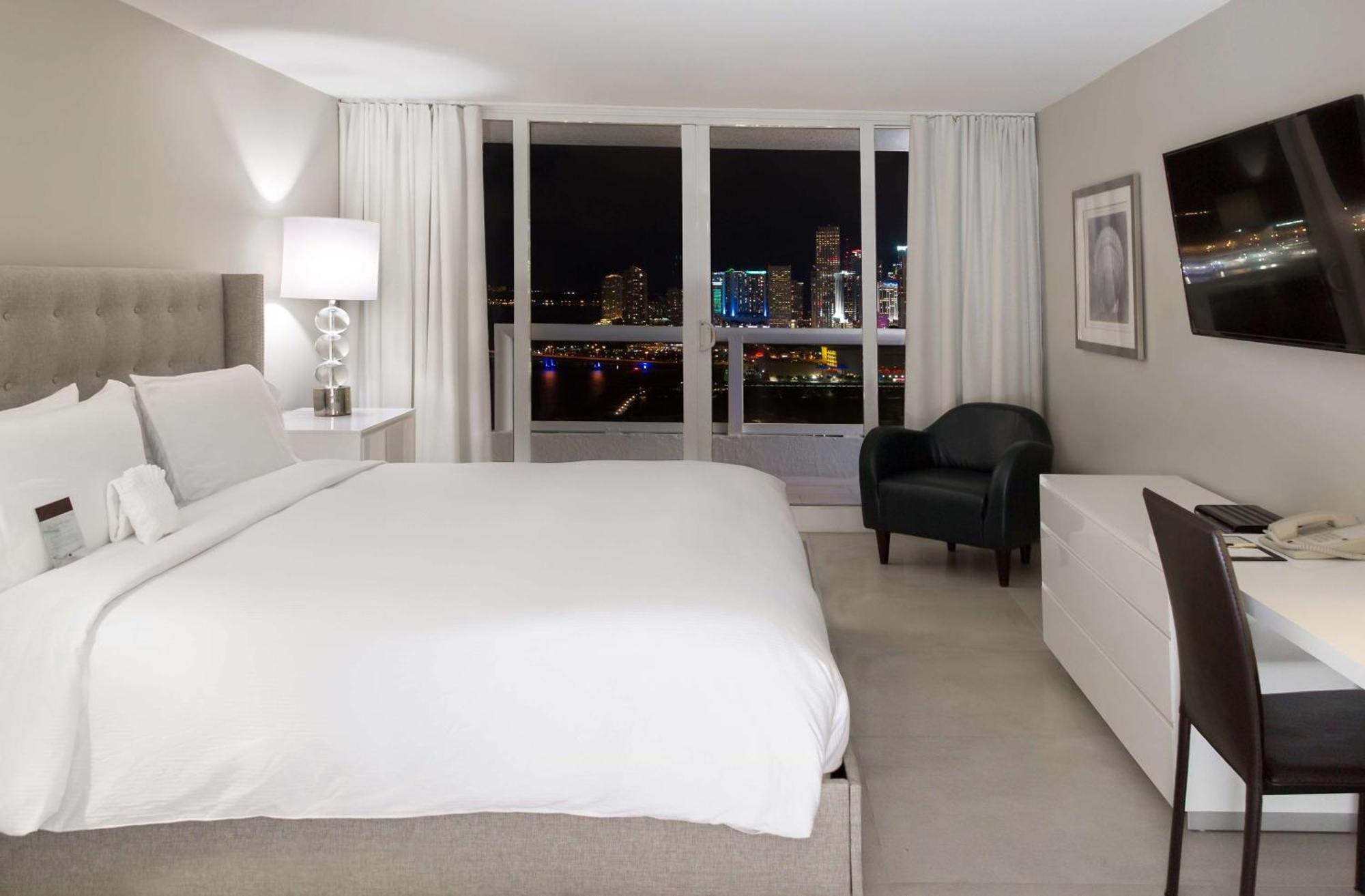 ดับเบิ้ลทรี แกรนด์ โฮเต็ล บิสเคน เบย์ Hotel ไมอามี ภายนอก รูปภาพ